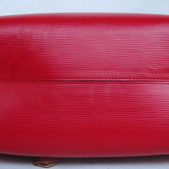 100% AUTHENTIC LOUIS VUITTON DOC EPI LEATHER PM HANDBAG (RETAIL 💲2,960) - Picture 11 of 16